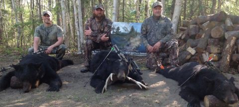 Forfaits de chasse au gros gibier au chevreuil — Bear Country Outfitters – Bear Country Outfitters